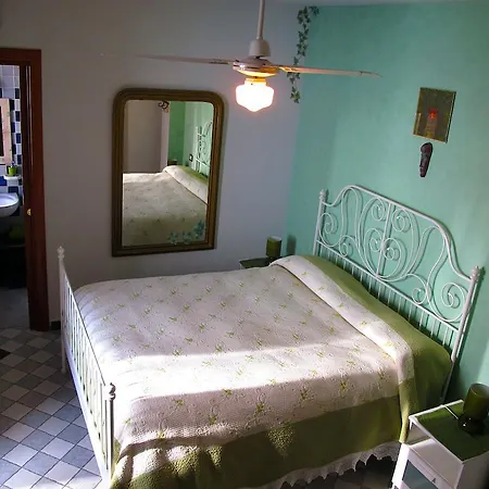 La Casa Di Ketty Bed & Breakfast *